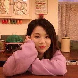 娱乐吃瓜酱谈恋爱,娱乐吃瓜酱的甜蜜恋爱故事