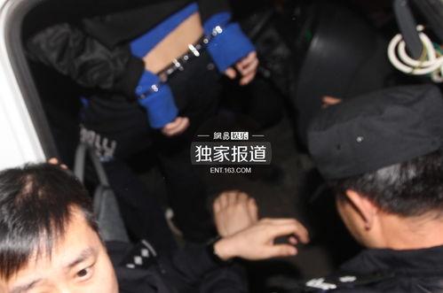 娱乐吃瓜酱戴上了手铐